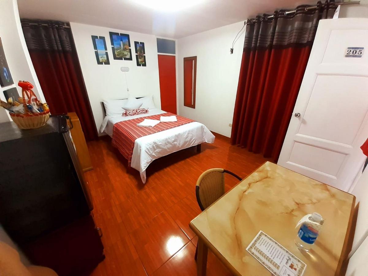 Hotel La Casa Miraflores リマ エクステリア 写真